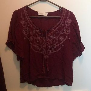 Abercrombie & Fitch maroon top